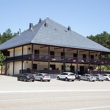 Complejo O Pineiral A Fonsagrada Hotel Kültér fotó