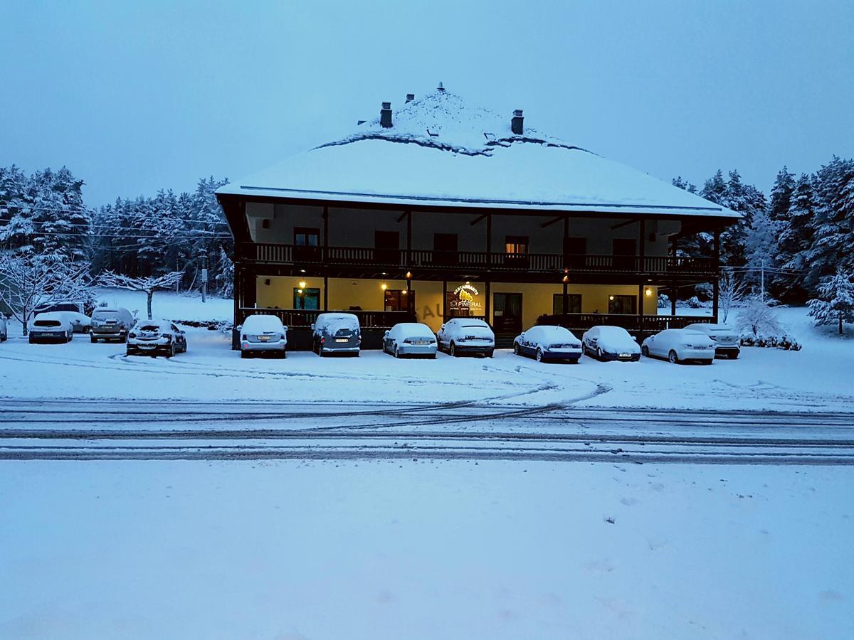 Complejo O Pineiral A Fonsagrada Hotel Kültér fotó