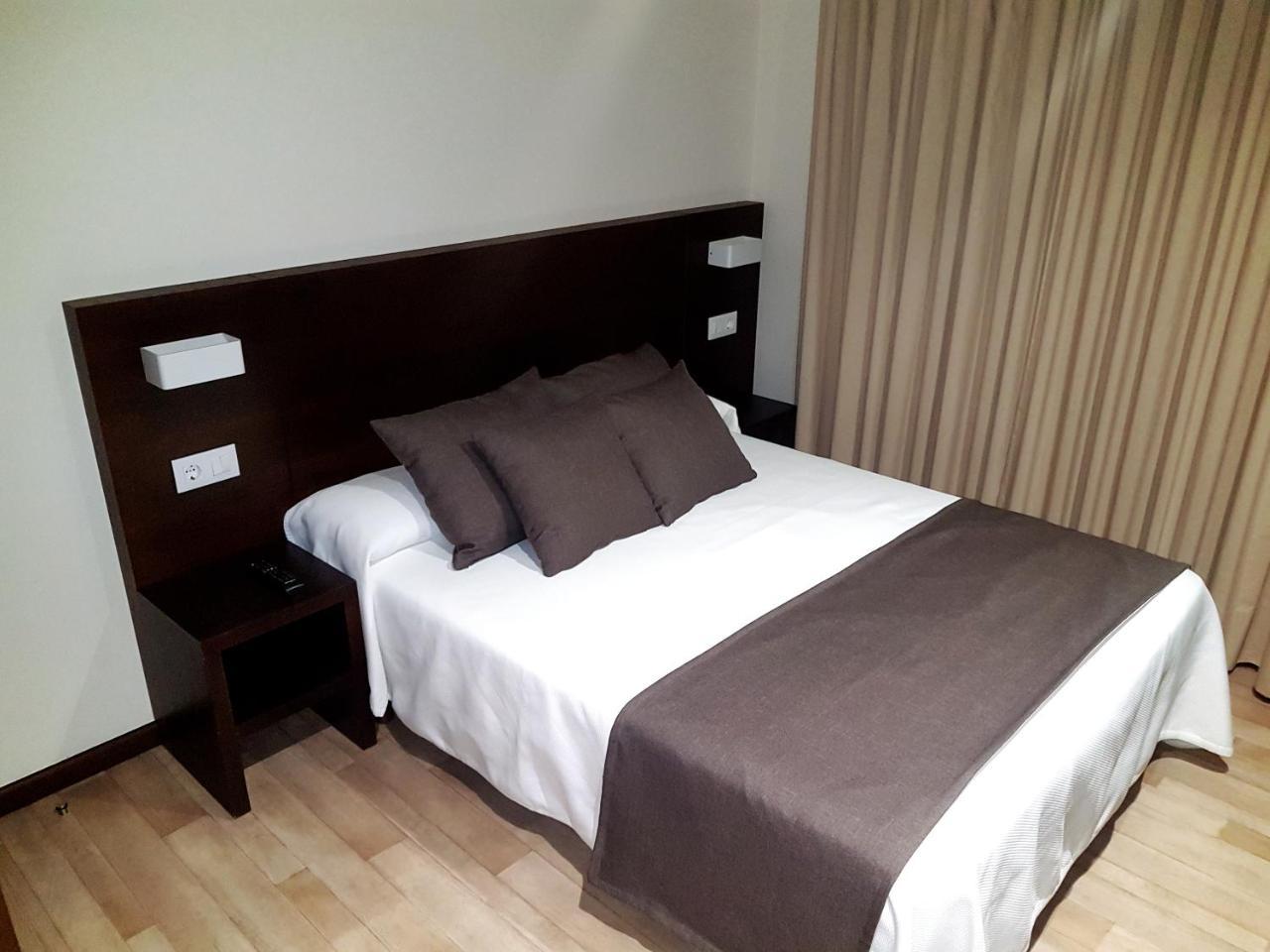 Complejo O Pineiral A Fonsagrada Hotel Kültér fotó
